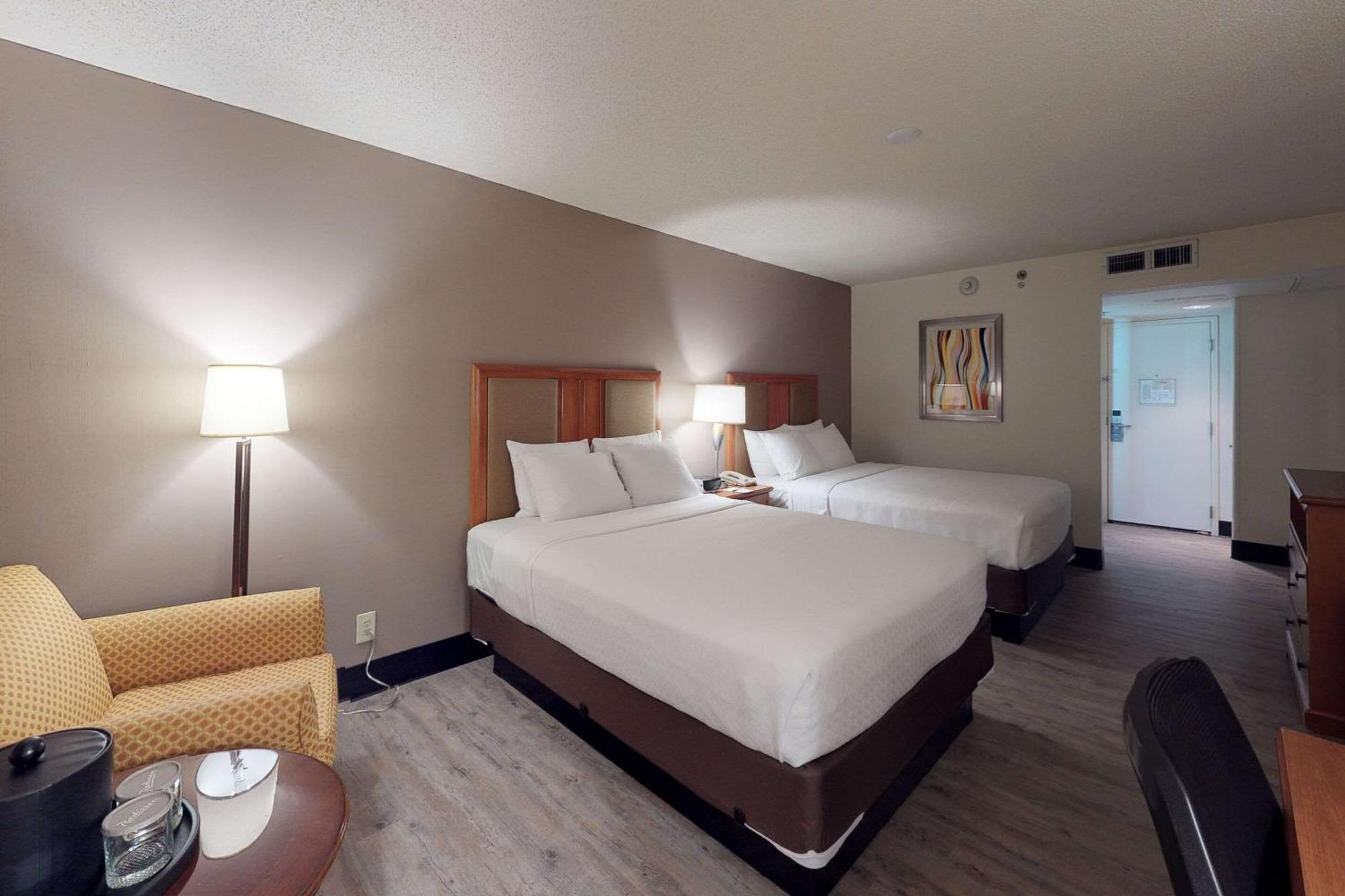 Radisson Hotel Lenexa Overland Park Exteriér fotografie