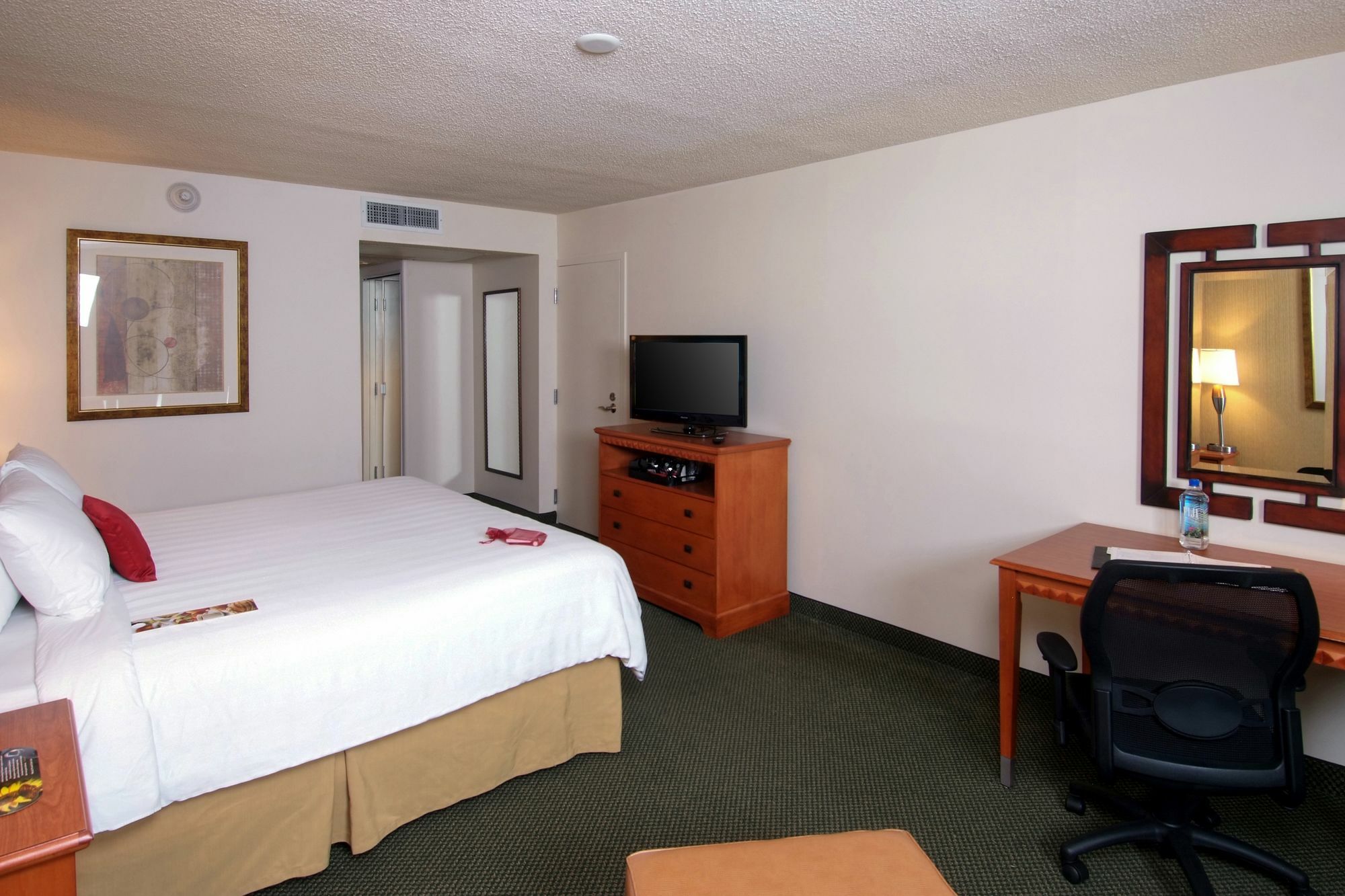 Radisson Hotel Lenexa Overland Park Exteriér fotografie